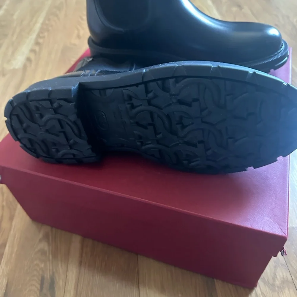 Salvatore Ferragamo designer Chelsea men boots